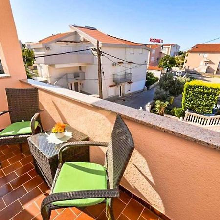 נובליה Apartments Niko מראה חיצוני תמונה