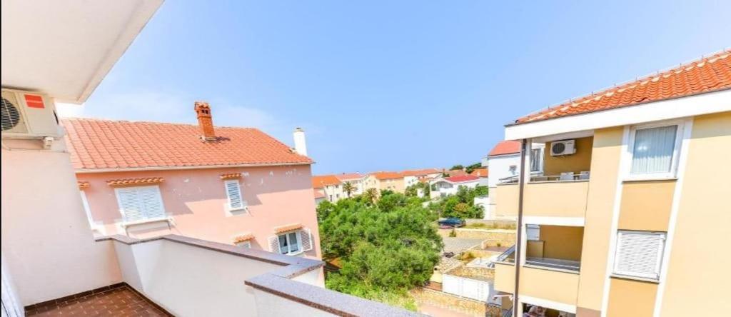 נובליה Apartments Niko מראה חיצוני תמונה