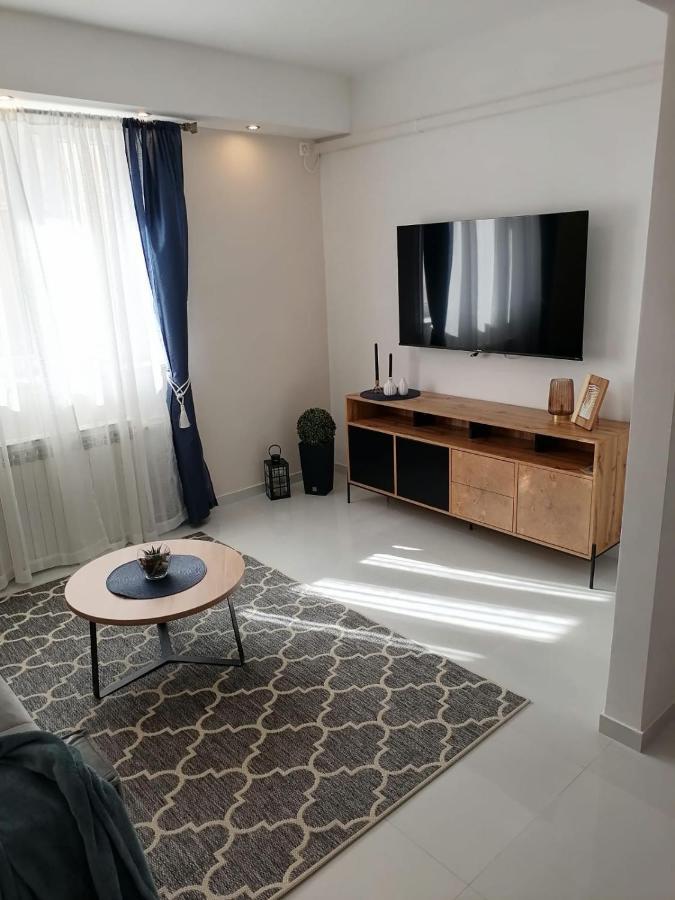 נובליה Apartments Niko מראה חיצוני תמונה