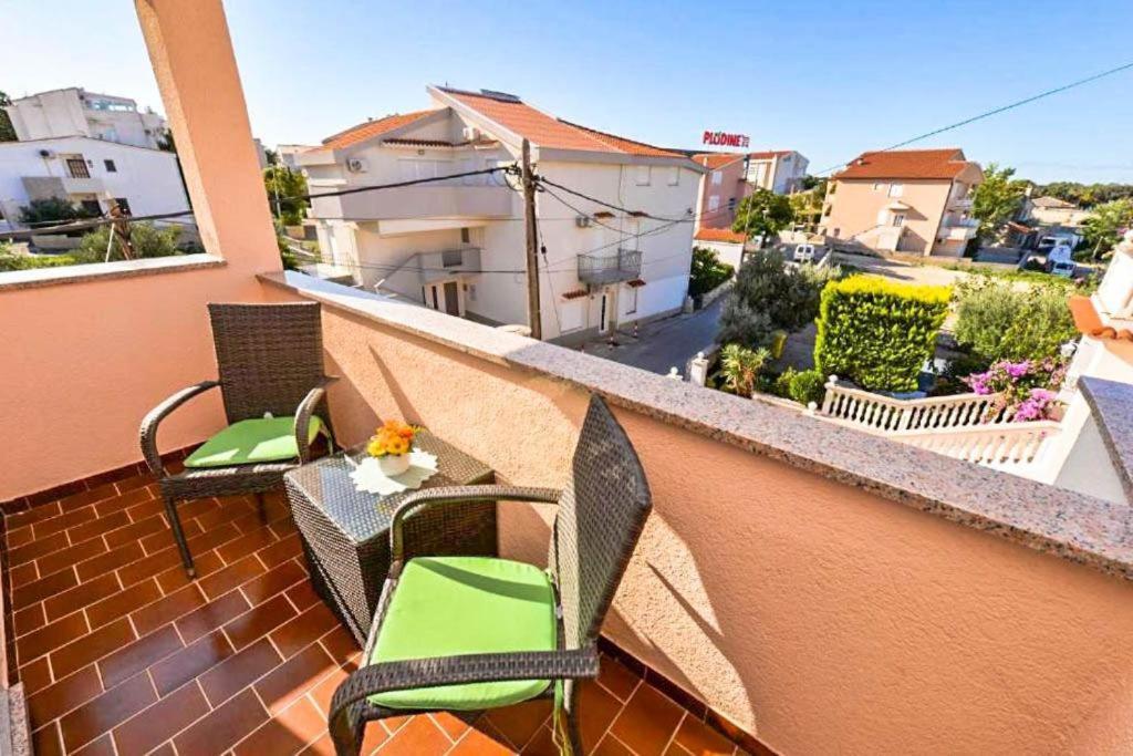 נובליה Apartments Niko מראה חיצוני תמונה